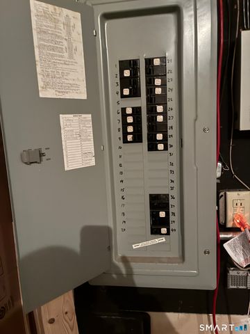 14 Brookview Circle, Canton, CT 06019