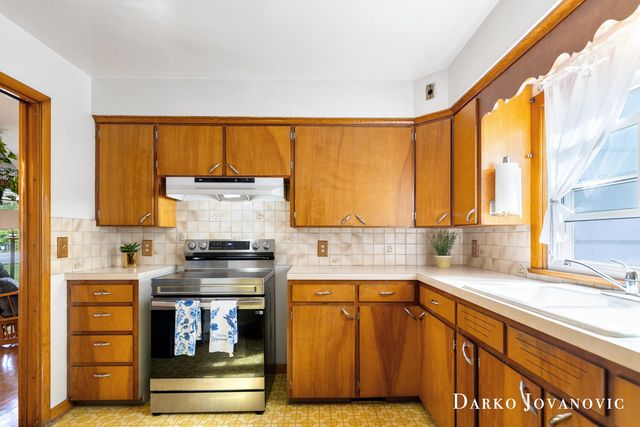 390 W Division Street, Sparta Vllg, MI 49345