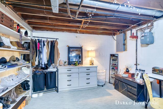 390 W Division Street, Sparta Vllg, MI 49345