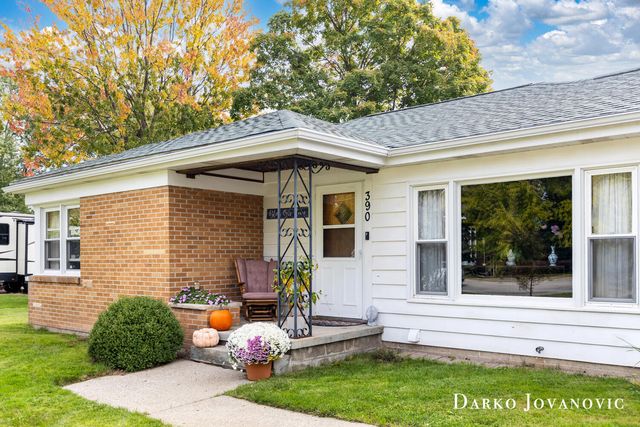 390 W Division Street, Sparta Vllg, MI 49345