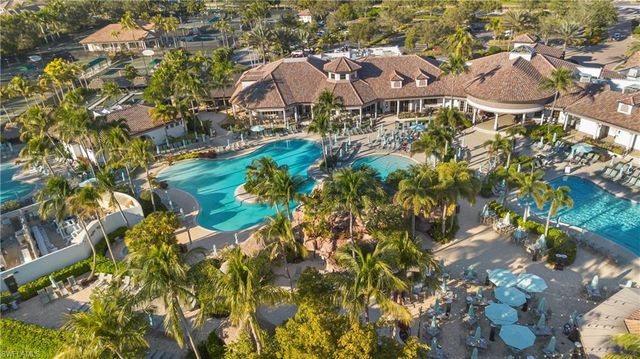 6977 Bent Grass DR, Naples, FL 34113