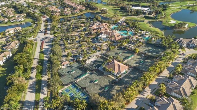 6977 Bent Grass DR, Naples, FL 34113