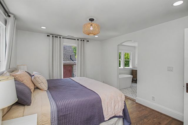 721 Douglas Avenue, Ames, IA 50010