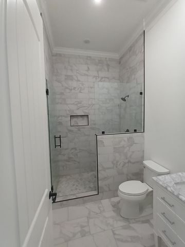 5690 WALNUT GROVE RD, Memphis, TN 38120