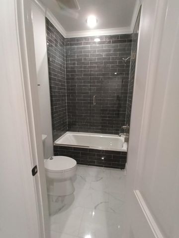 5690 WALNUT GROVE RD, Memphis, TN 38120