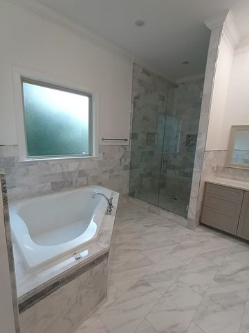 5690 WALNUT GROVE RD, Memphis, TN 38120