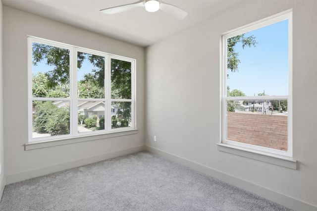 340 N Moore Street, Dallas, TX 75203