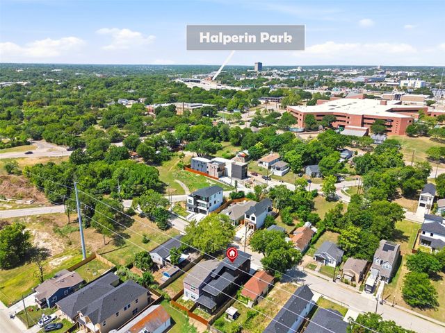 340 N Moore Street, Dallas, TX 75203
