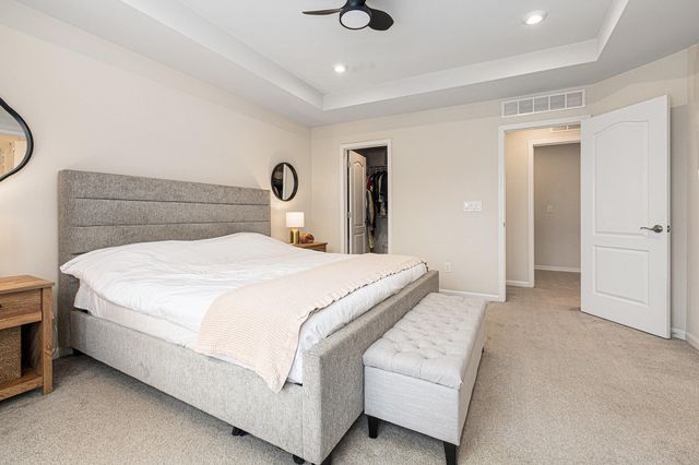 2857 Fairgrove Crescent, Ann Arbor, MI 48108