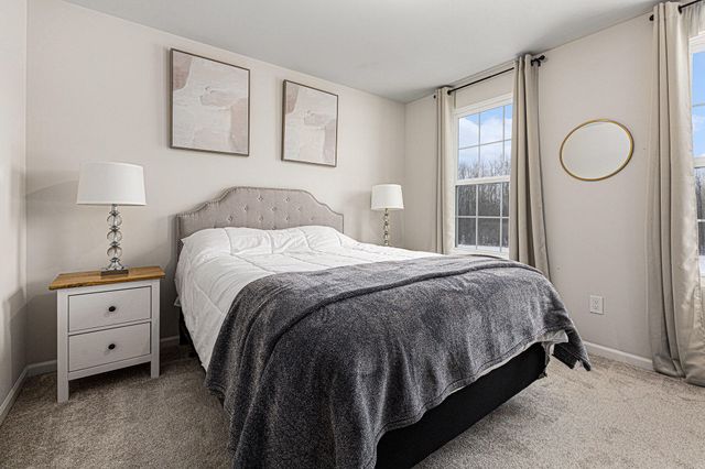 2857 Fairgrove Crescent, Ann Arbor, MI 48108