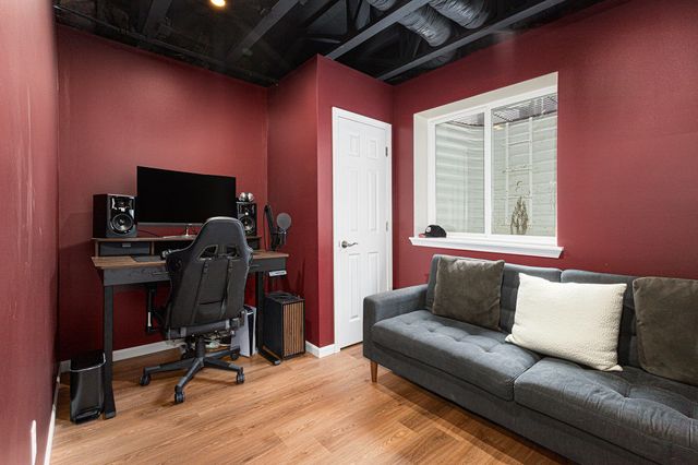 2857 Fairgrove Crescent, Ann Arbor, MI 48108