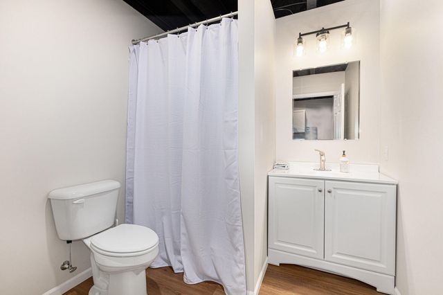 2857 Fairgrove Crescent, Ann Arbor, MI 48108