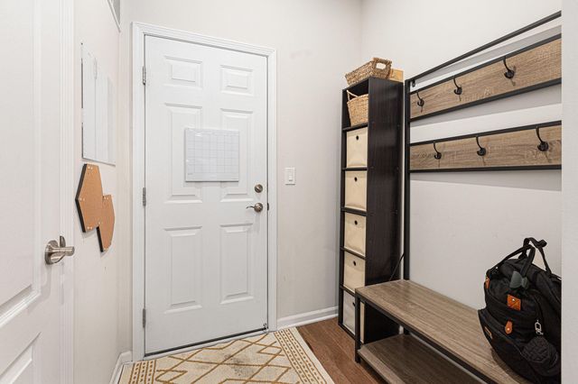 2857 Fairgrove Crescent, Ann Arbor, MI 48108