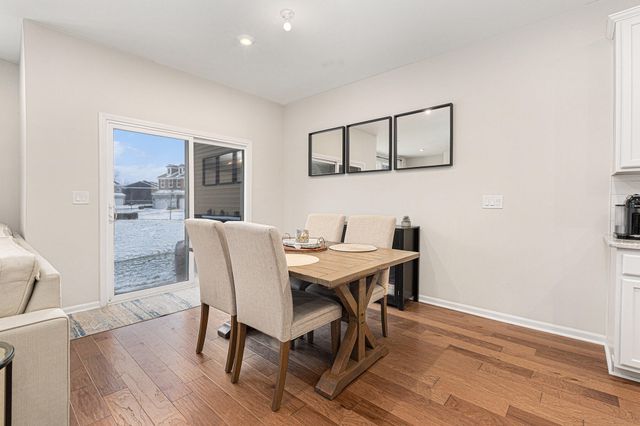 2857 Fairgrove Crescent, Ann Arbor, MI 48108