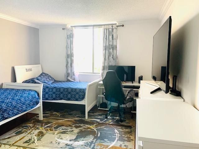 737 SE 1st Way 306, Deerfield Beach, FL 33441