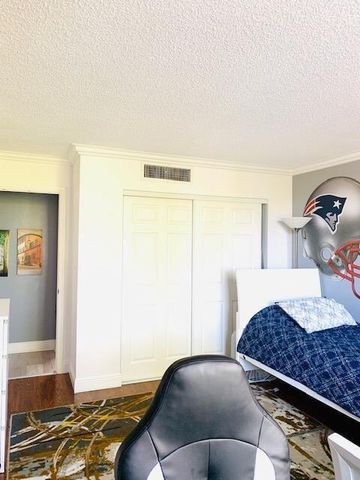 737 SE 1st Way 306, Deerfield Beach, FL 33441