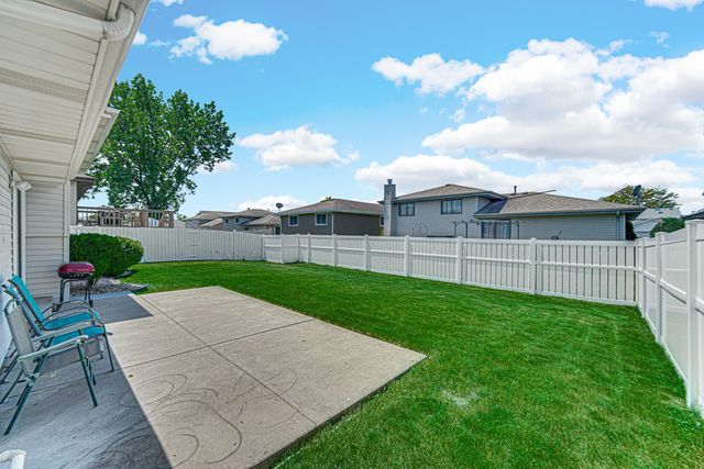20124 Dolphin Avenue, Lynwood, IL 60411
