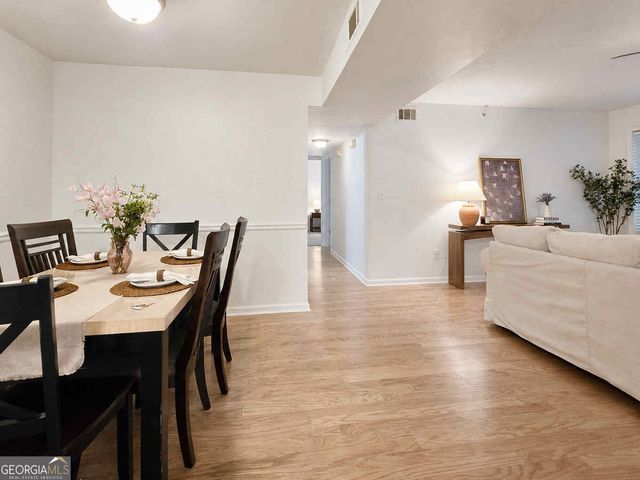 3940 Riverlook Parkway SE 203, Marietta, GA 30067