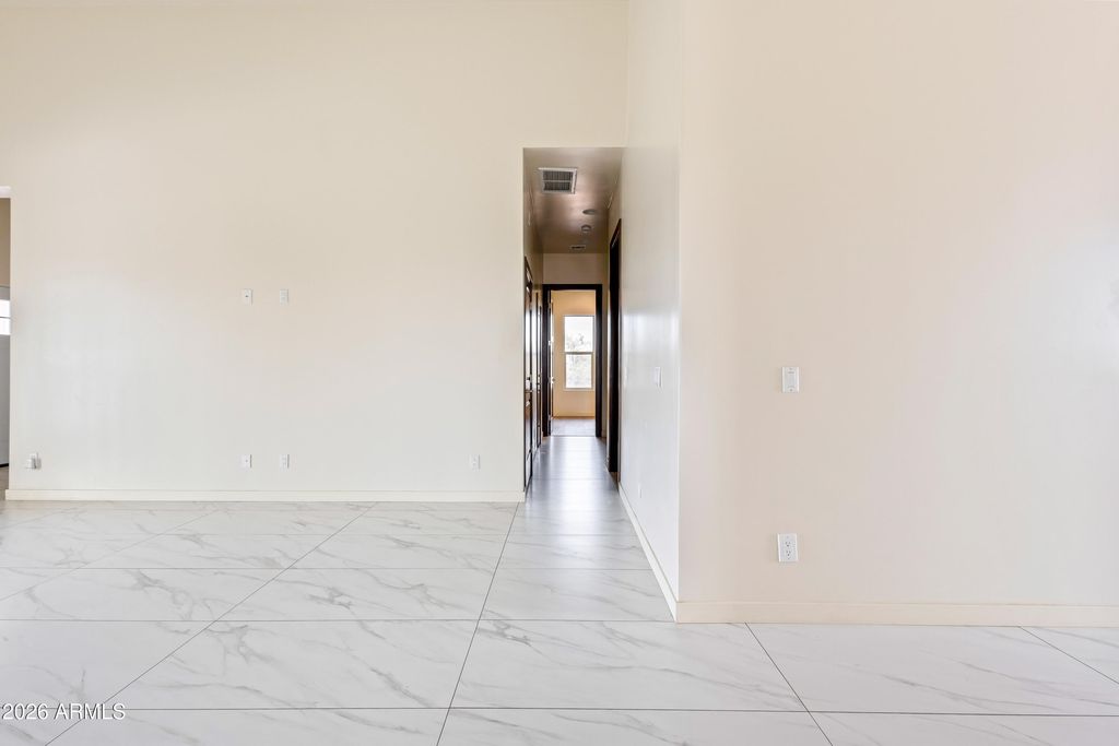 Image 20 of property listing at 17021 E LOWDEN Road, Rio Verde, AZ 85263