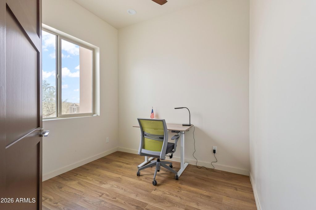 Image 26 of property listing at 17021 E LOWDEN Road, Rio Verde, AZ 85263