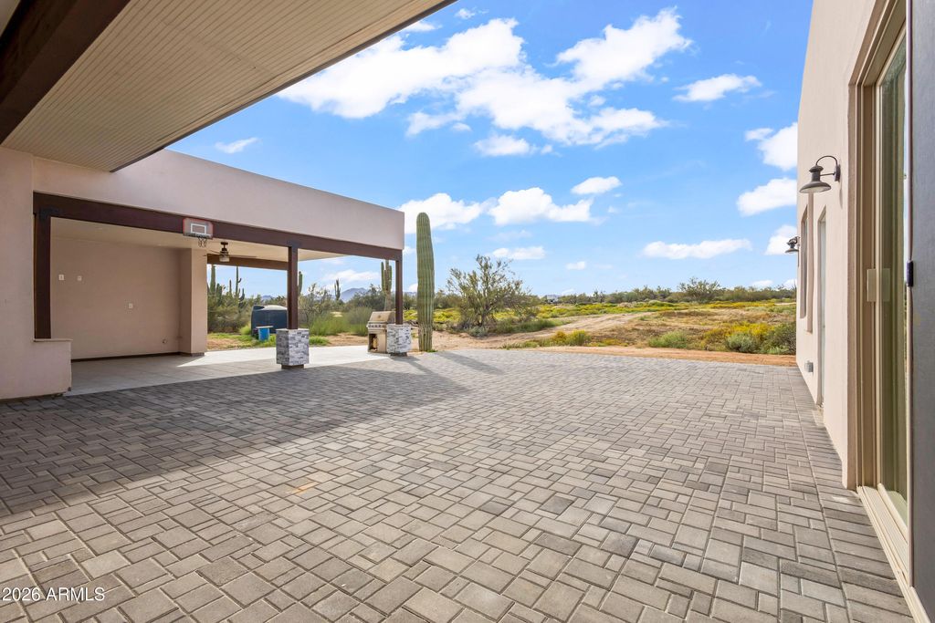 Image 31 of property listing at 17021 E LOWDEN Road, Rio Verde, AZ 85263