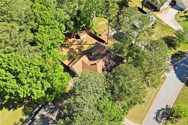 664 Sugar Creek Trail SE, Conyers, GA 30094