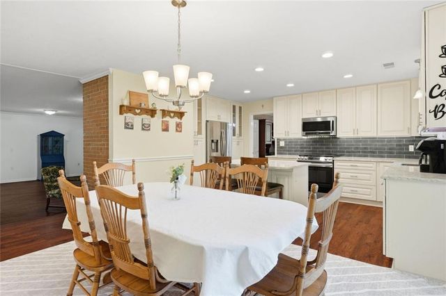 664 Sugar Creek Trail SE, Conyers, GA 30094