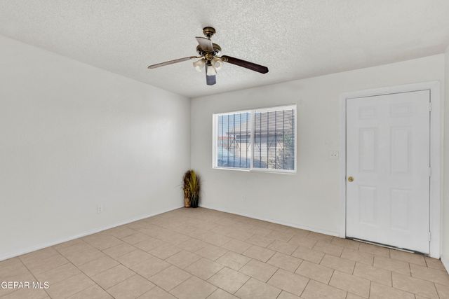 2812 Van Buren Avenue A, El Paso, TX 79930