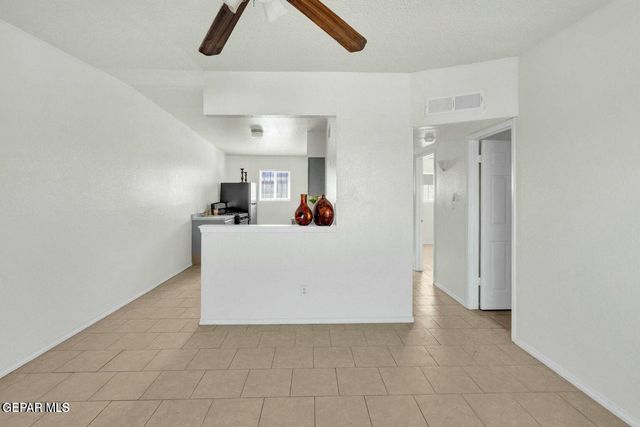 2812 Van Buren Avenue A, El Paso, TX 79930