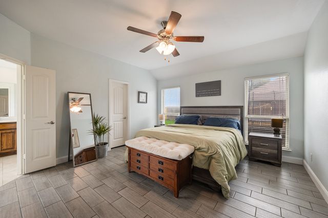 907 Hidden Creek Drive, Royse City, TX 75189