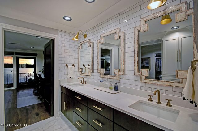 92 Breakers Lane Lane, Ridgeland, MS 39157