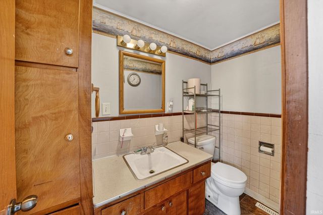 1820 Nash Street, South Bend, IN 46613