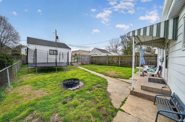 1820 Nash Street, South Bend, IN 46613