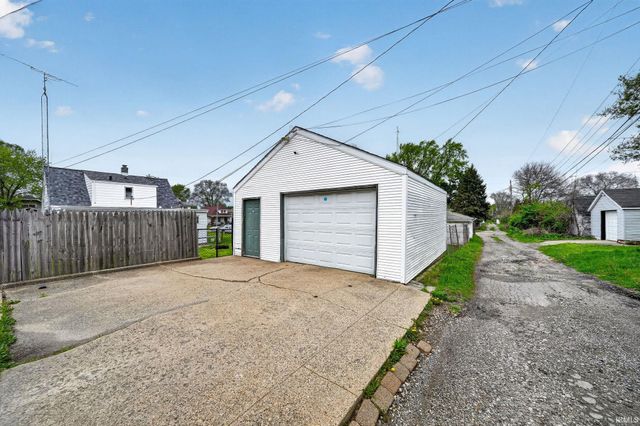 1820 Nash Street, South Bend, IN 46613