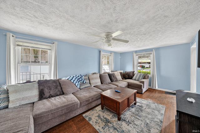 1820 Nash Street, South Bend, IN 46613