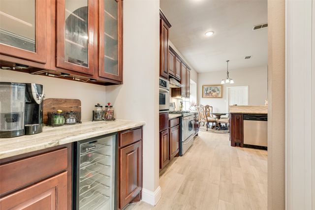 695 Shores Boulevard, Rockwall, TX 75087