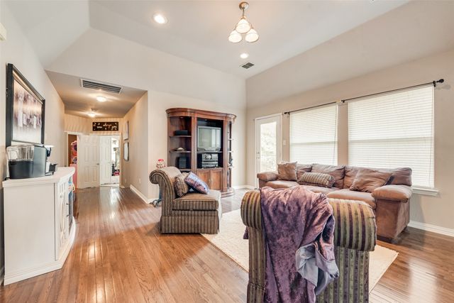 695 Shores Boulevard, Rockwall, TX 75087