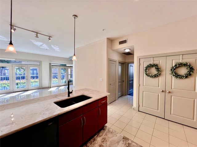 1901 Post Oak Boulevard 1508, Houston, TX 77056