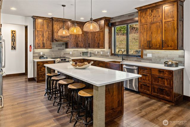 220 Breckenridge Drive, Ronald, WA 98940