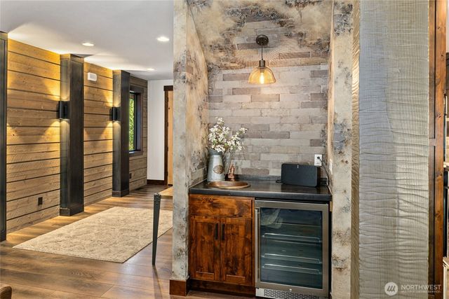 220 Breckenridge Drive, Ronald, WA 98940