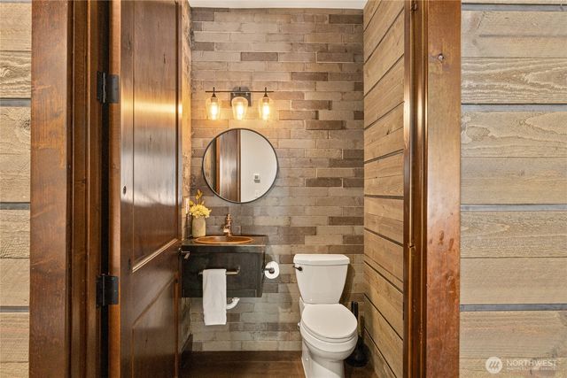 220 Breckenridge Drive, Ronald, WA 98940