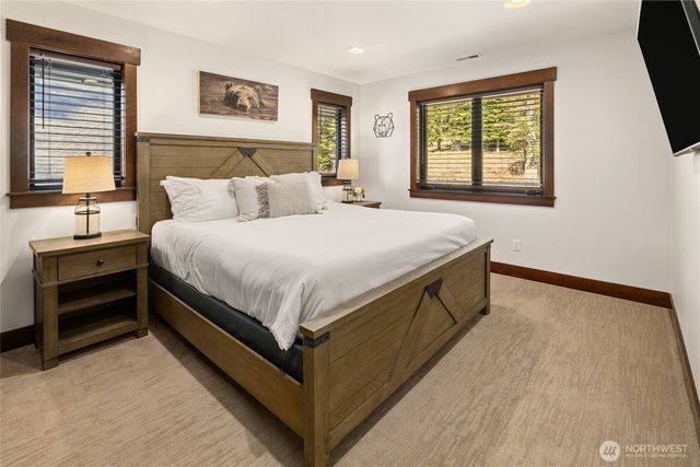 220 Breckenridge Drive, Ronald, WA 98940