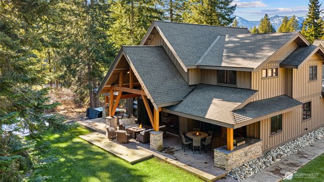 220 Breckenridge Drive, Ronald, WA 98940