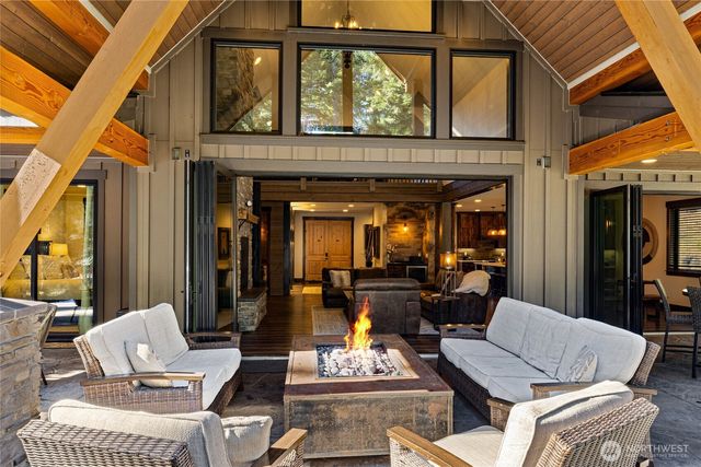 220 Breckenridge Drive, Ronald, WA 98940