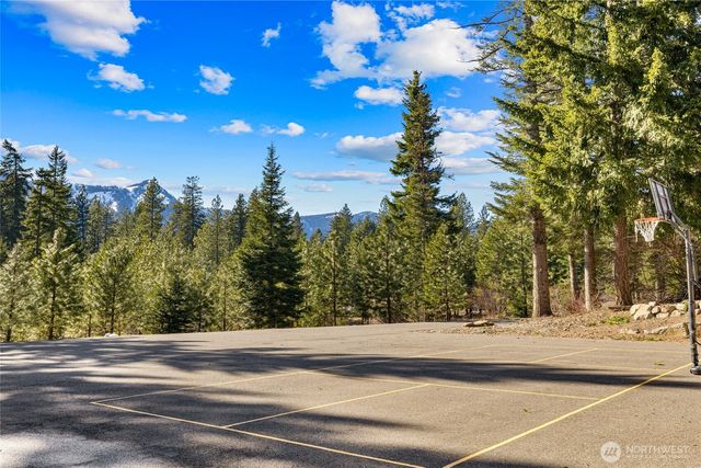 220 Breckenridge Drive, Ronald, WA 98940