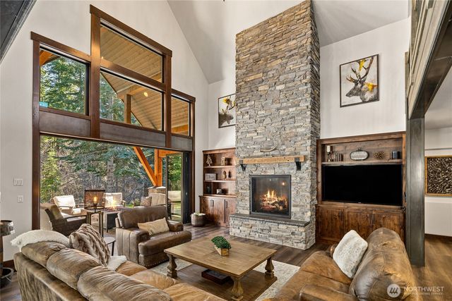 220 Breckenridge Drive, Ronald, WA 98940