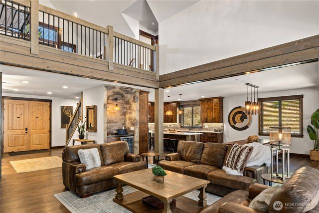 220 Breckenridge Drive, Ronald, WA 98940