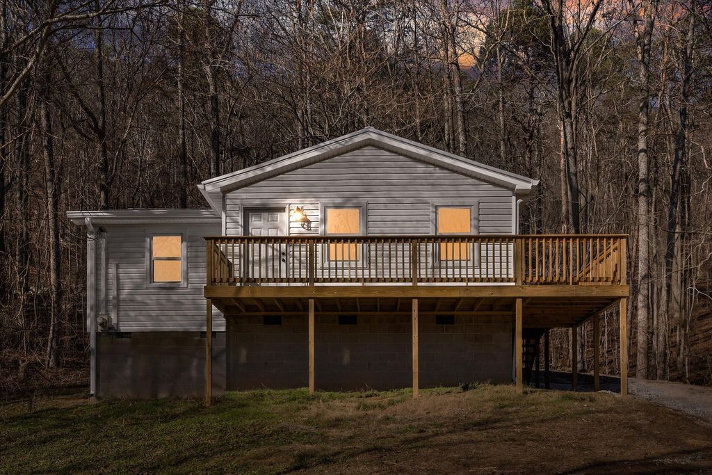 11047 Davenport Road, Soddy Daisy, TN 37379