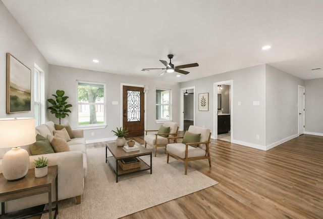 1218 Des Jardines Street, Houston, TX 77023