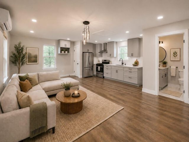 1218 Des Jardines Street, Houston, TX 77023